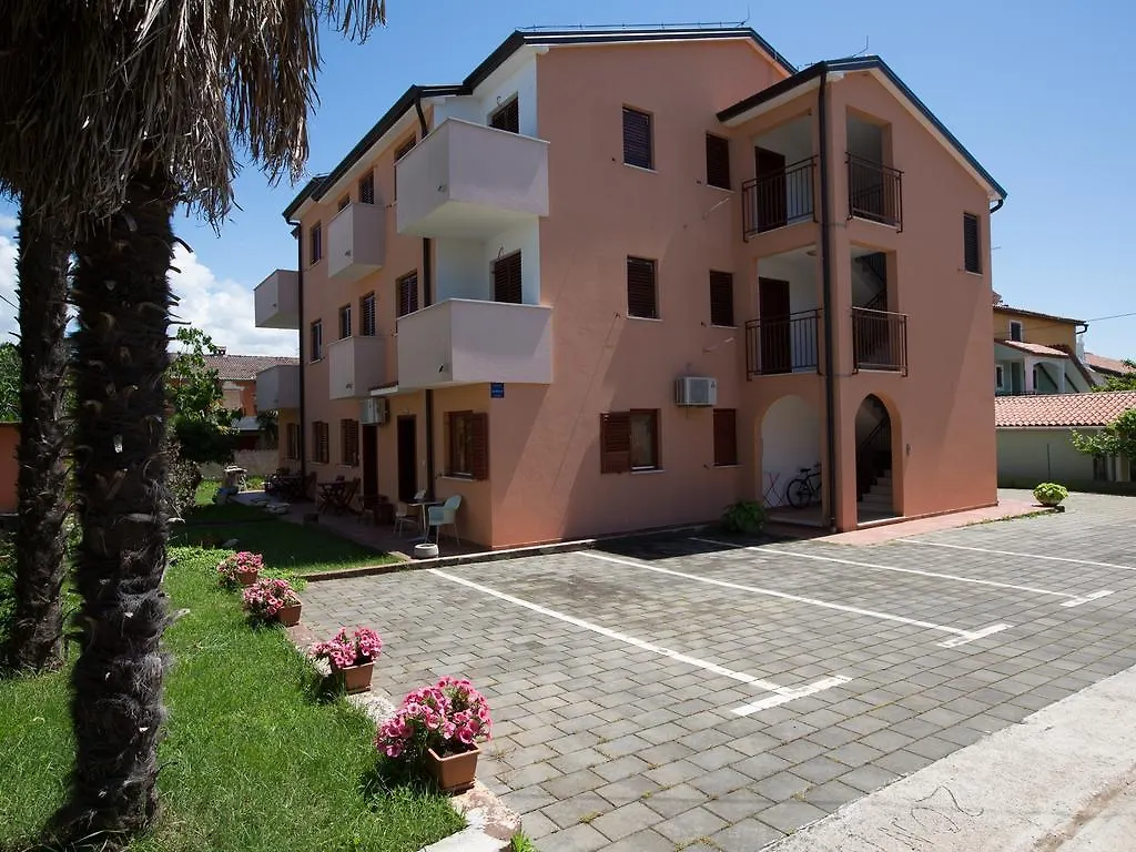 Apartments Nives Nb Savudrija Croatia